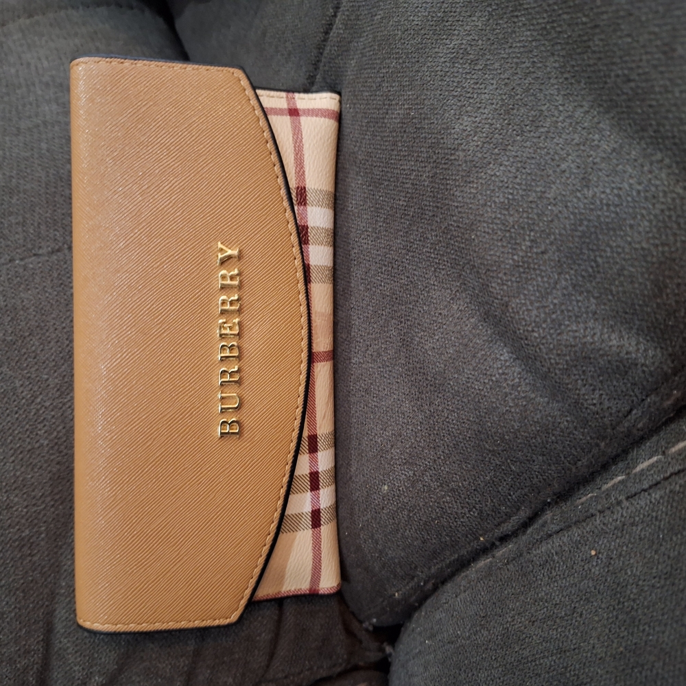 Burberry Tan and Cream wallet